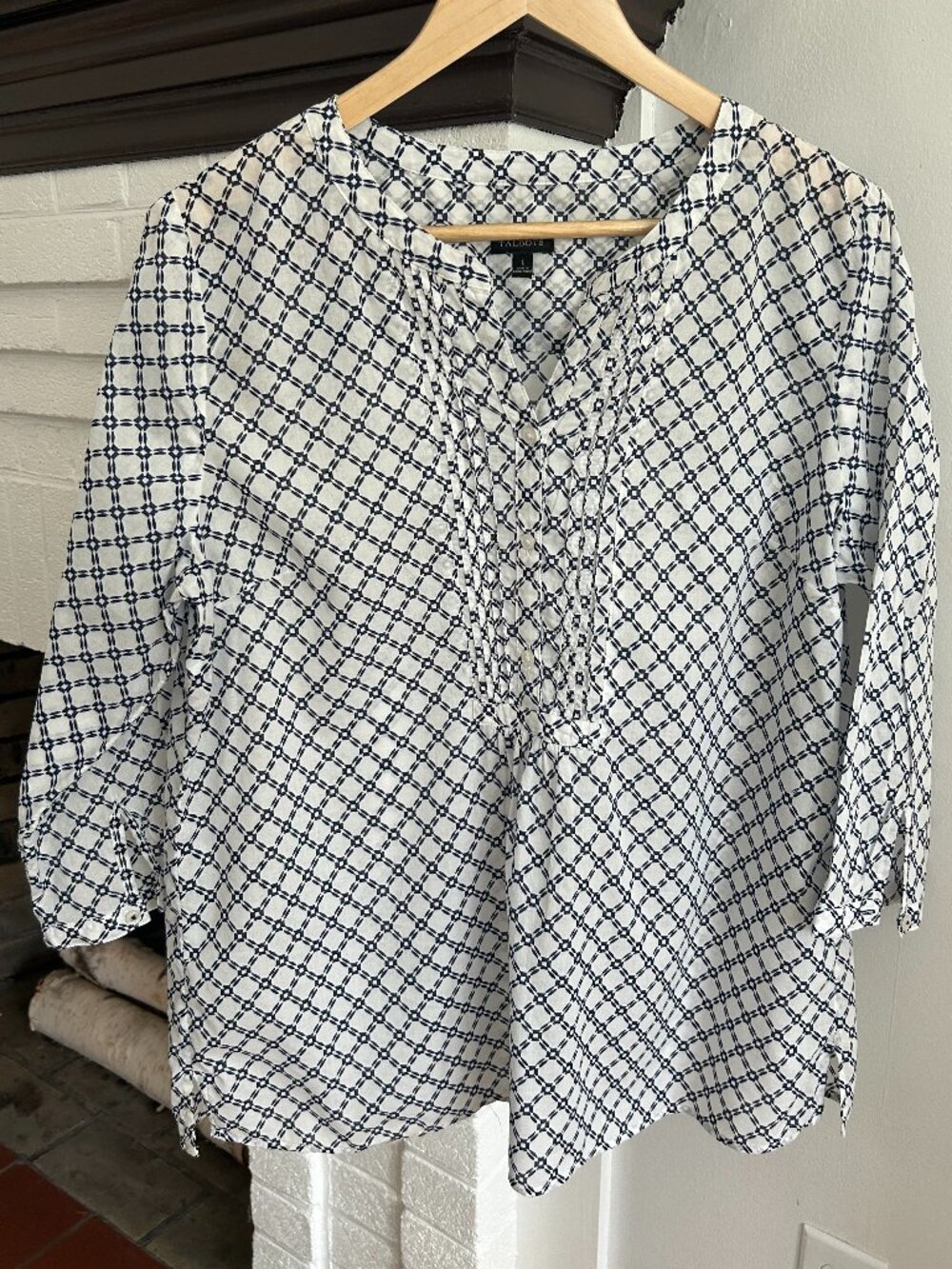 Talbots Blue and White Tunic Size Large
